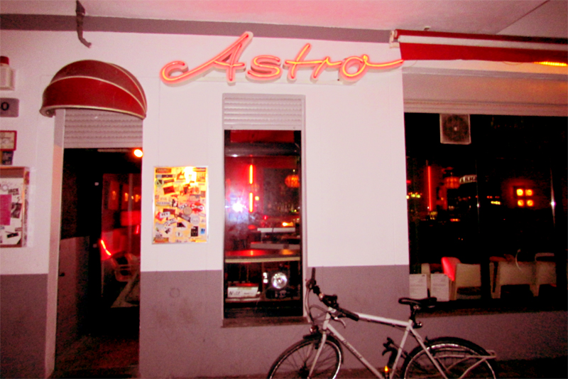 astro-bar-nightlife-berlin