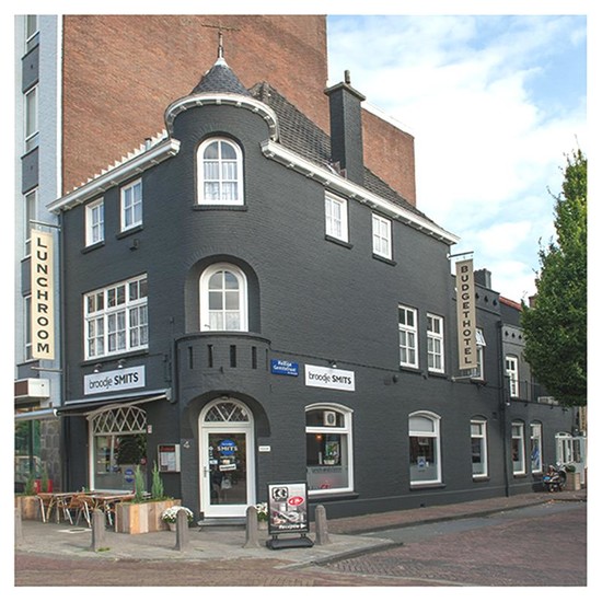 Hotel-O-Theek De Zwaan/Budgethotel 