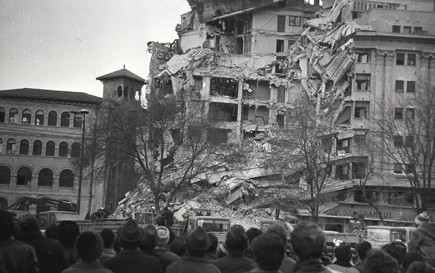 Risultati immagini per earthquake vrancea 1977