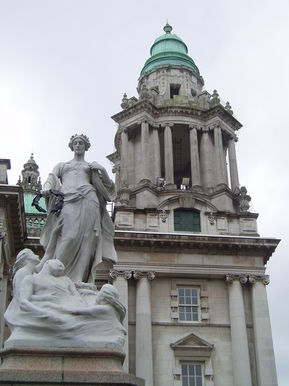 Belfast City Hall Titanic Memorials | Titanic In Belfast | Belfast ...