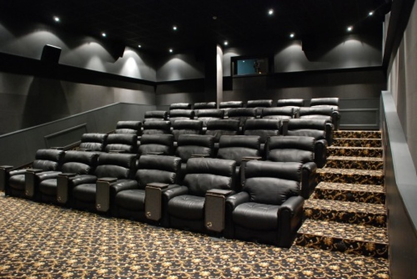 Lora Cinema