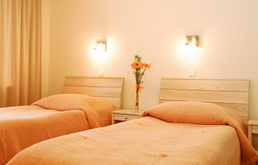 Rija Hotel TIA