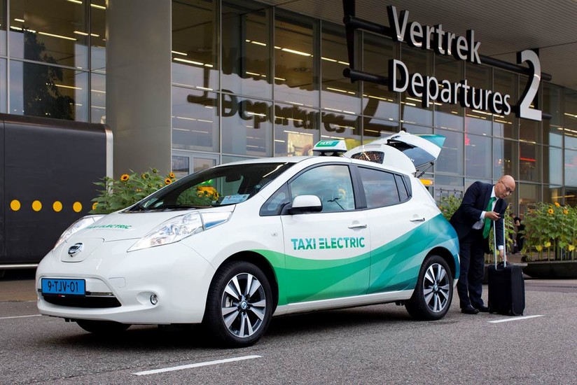Electric Taxi Company TaxiE Getting around Amsterdam