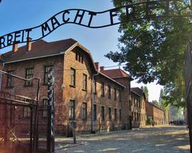 Auschwitz/Oświęcim | Visiting the Auschwitz-Birkenau Concentration Camp from Kraków