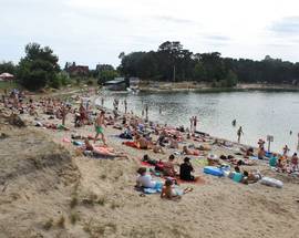 Kryspinów Lagoon: Swimming, Sand, Sun & Fun near Kraków