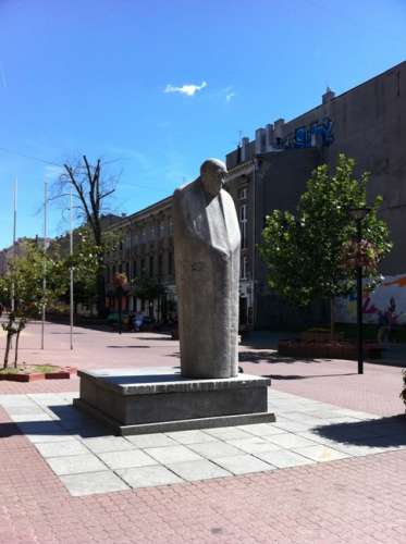 Statue of Leon Schiller Sightseeing Lodz