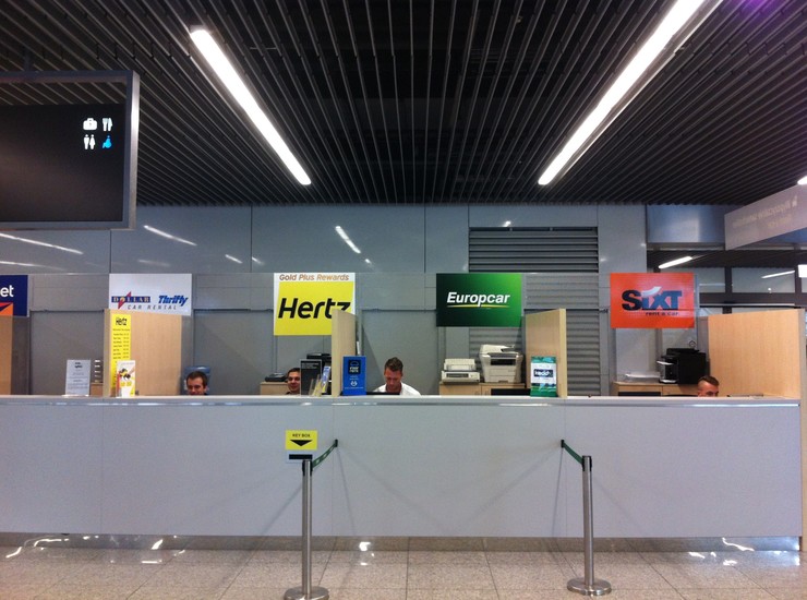 car rental poland krakow airport