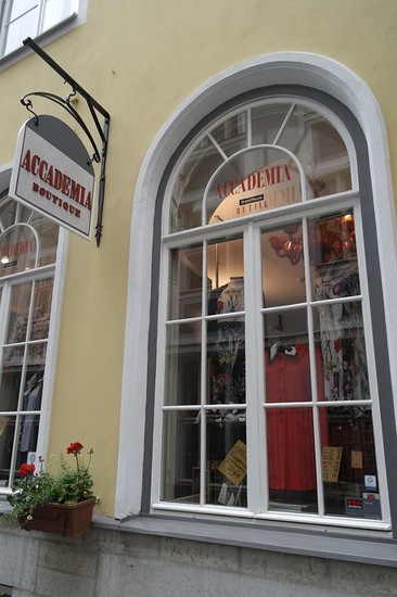 Accademia Boutique