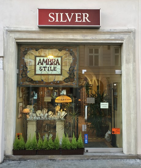 Ambra Stile