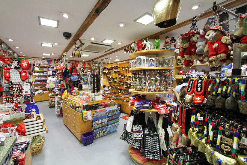 Souvenir shopping shop