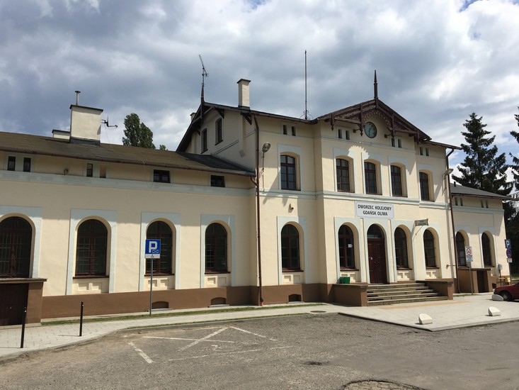 Gdańsk Oliwa Train Station