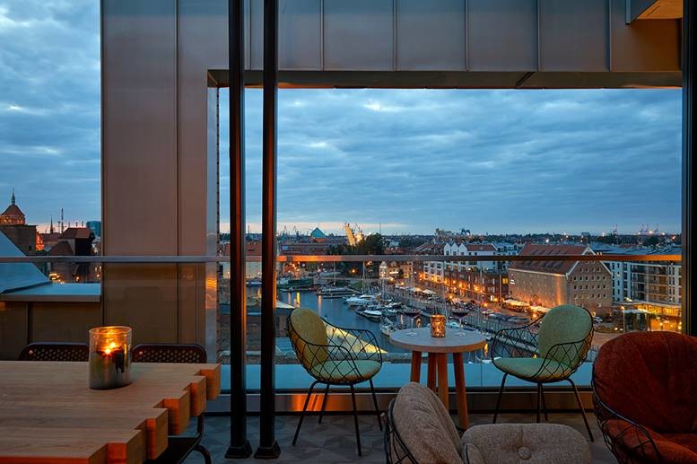 Ink Above Bars, Pubs & Clubs Gdańsk