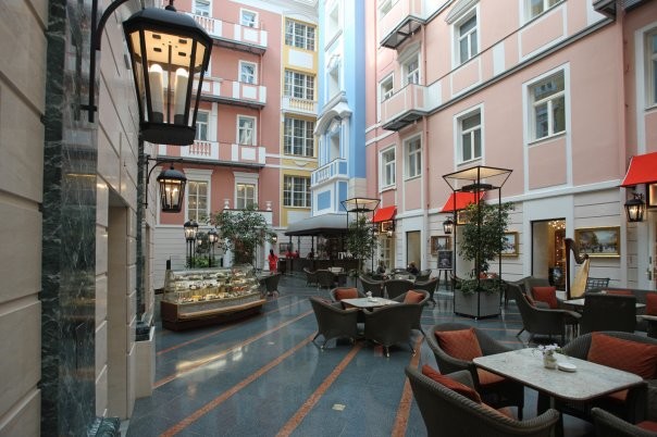 Кафе Мезонин