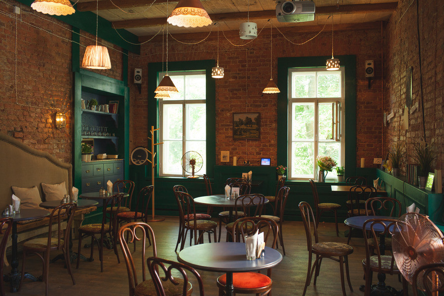 Bake'n'bards cafe