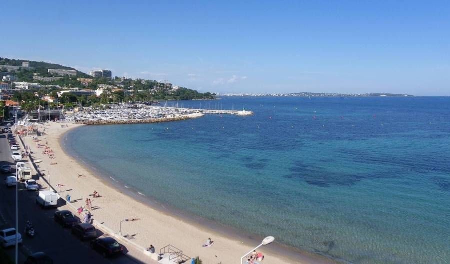 Le Moure Rouge Plage | Family & Kids | Cannes