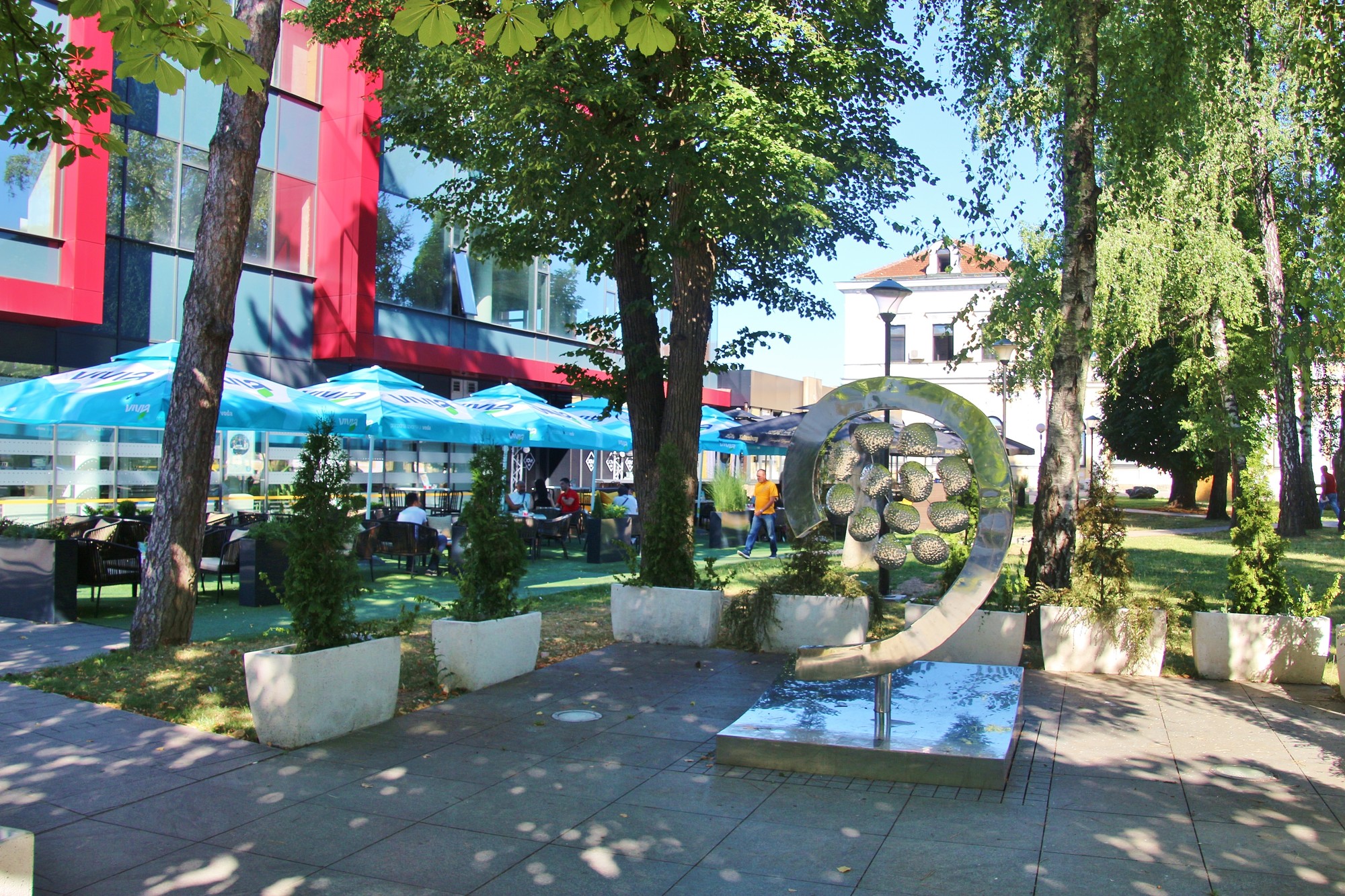 Life Memorial