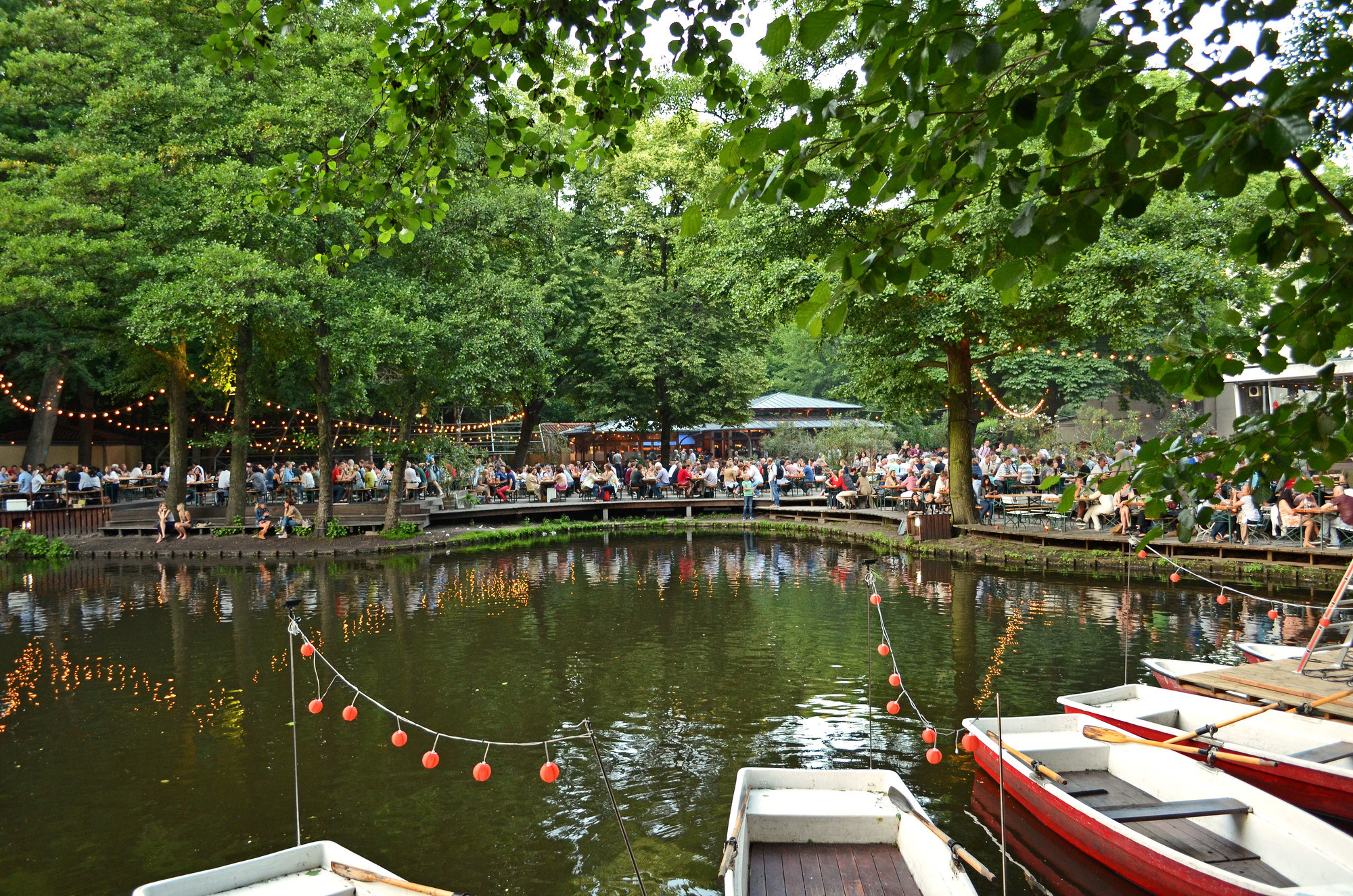 Beer Gardens In Berlin Discover The Best Beer Gardens In The City