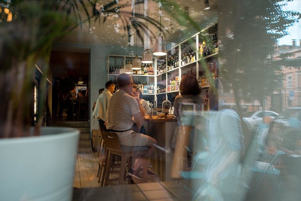 Kiosk Bottle Shop & Taproom Restaurants & Cafes St.Petersburg