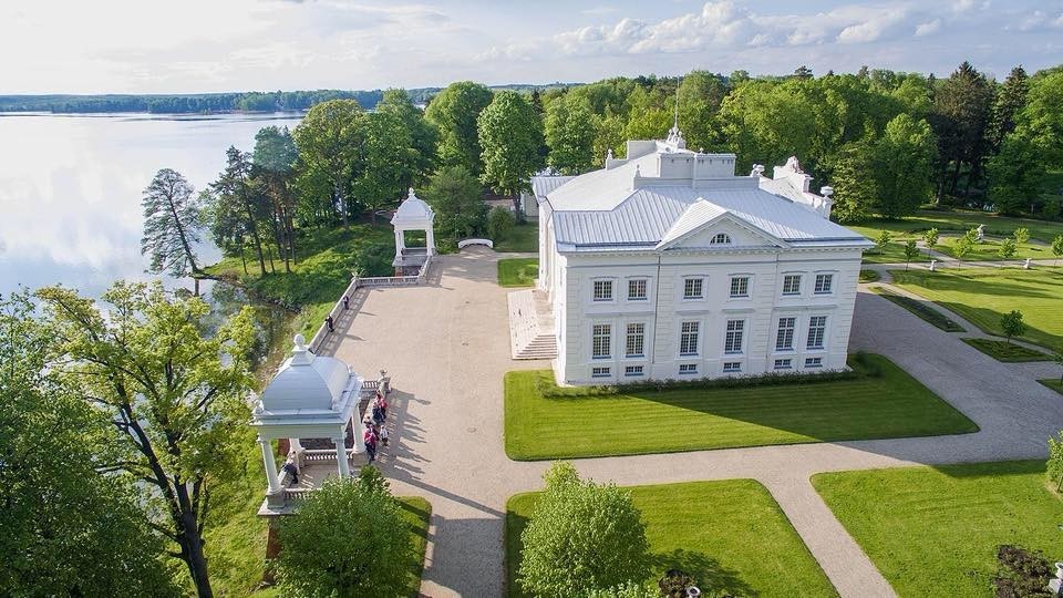 Užutrakis Manor