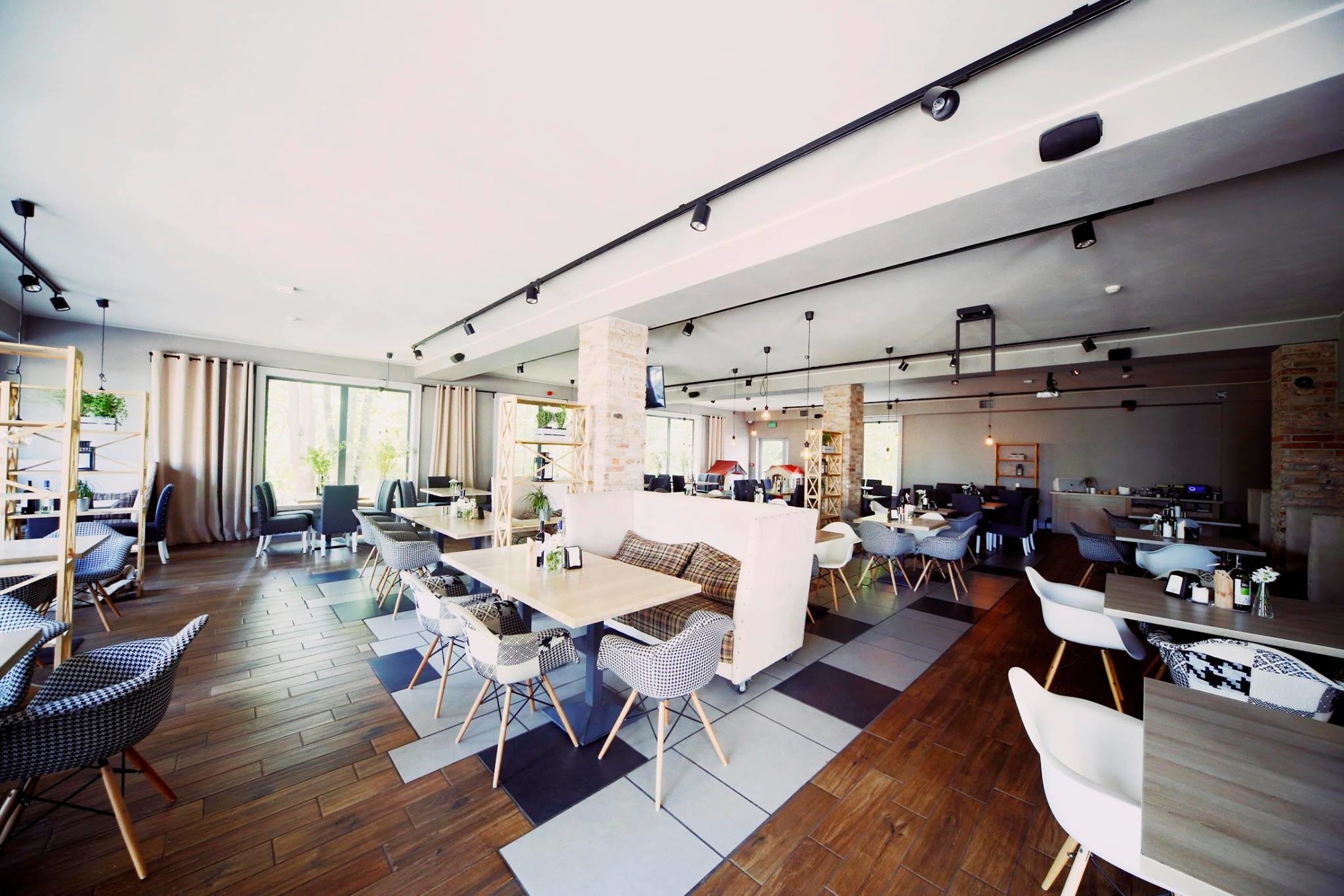 Pomarańczowa Plaża Sopot Restaurants Sopot