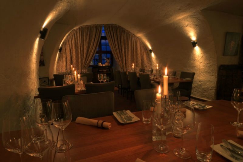 Statholderens Mat og Vinkjeller