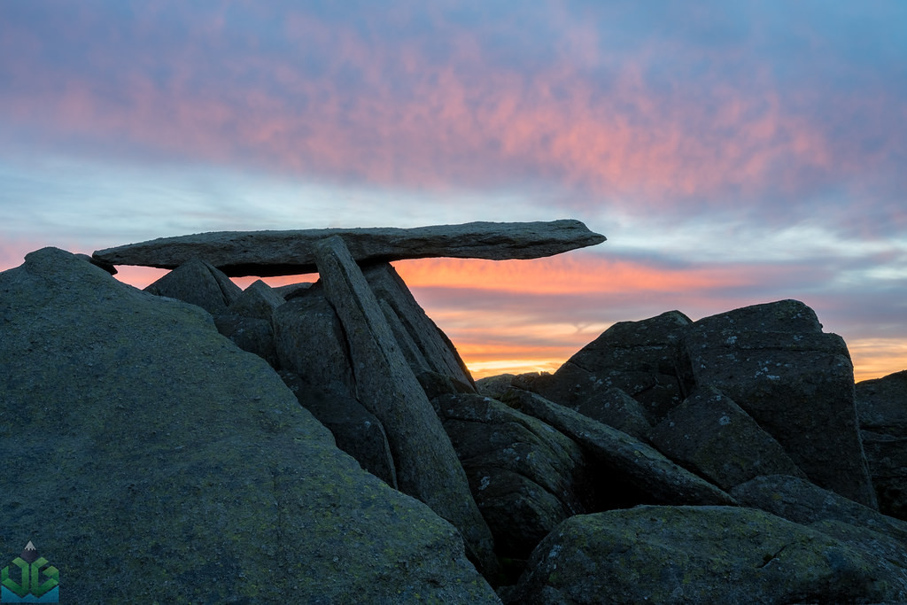 Glyder Fach Cantilever Stone Sightseeings Snowdonia National Park