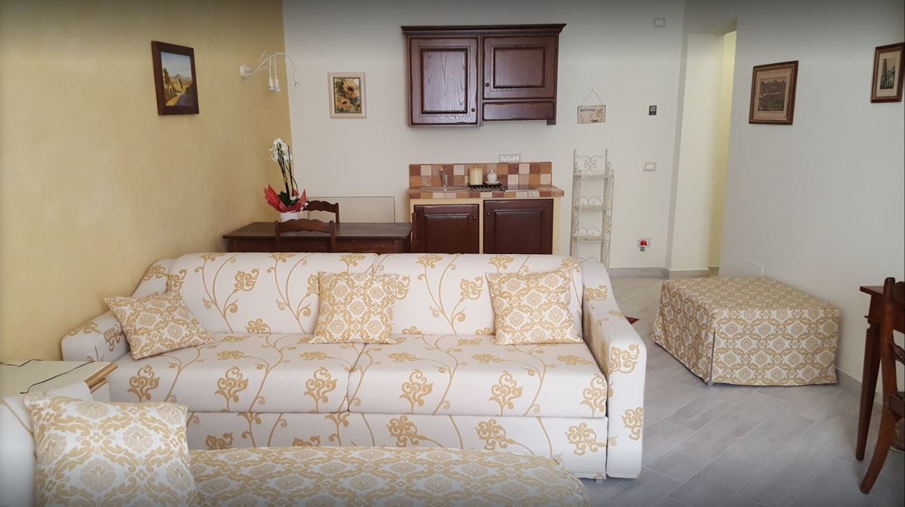 Five Roses Bed & Breakfast