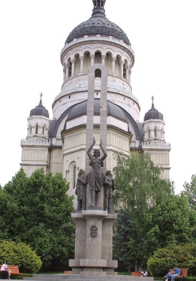 Glory to the Romanian Soldier Monument