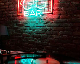 Gig Bar