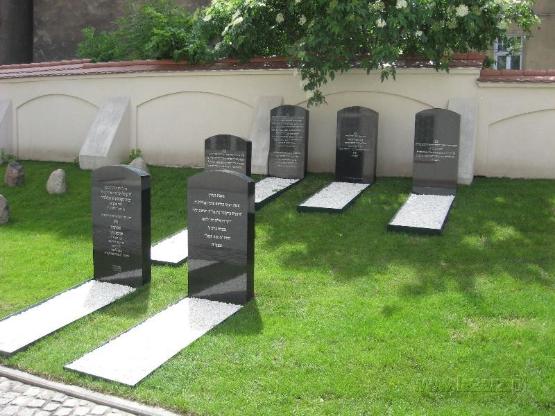 Akiva Eger Memorial & Former Jewish Cemetery