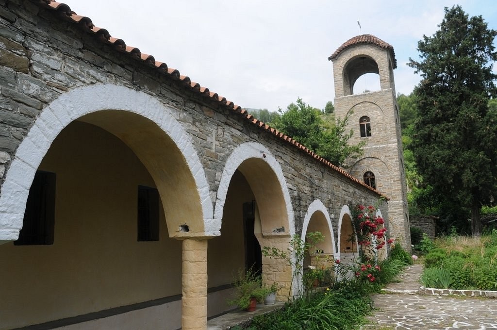 Shën Kolli church