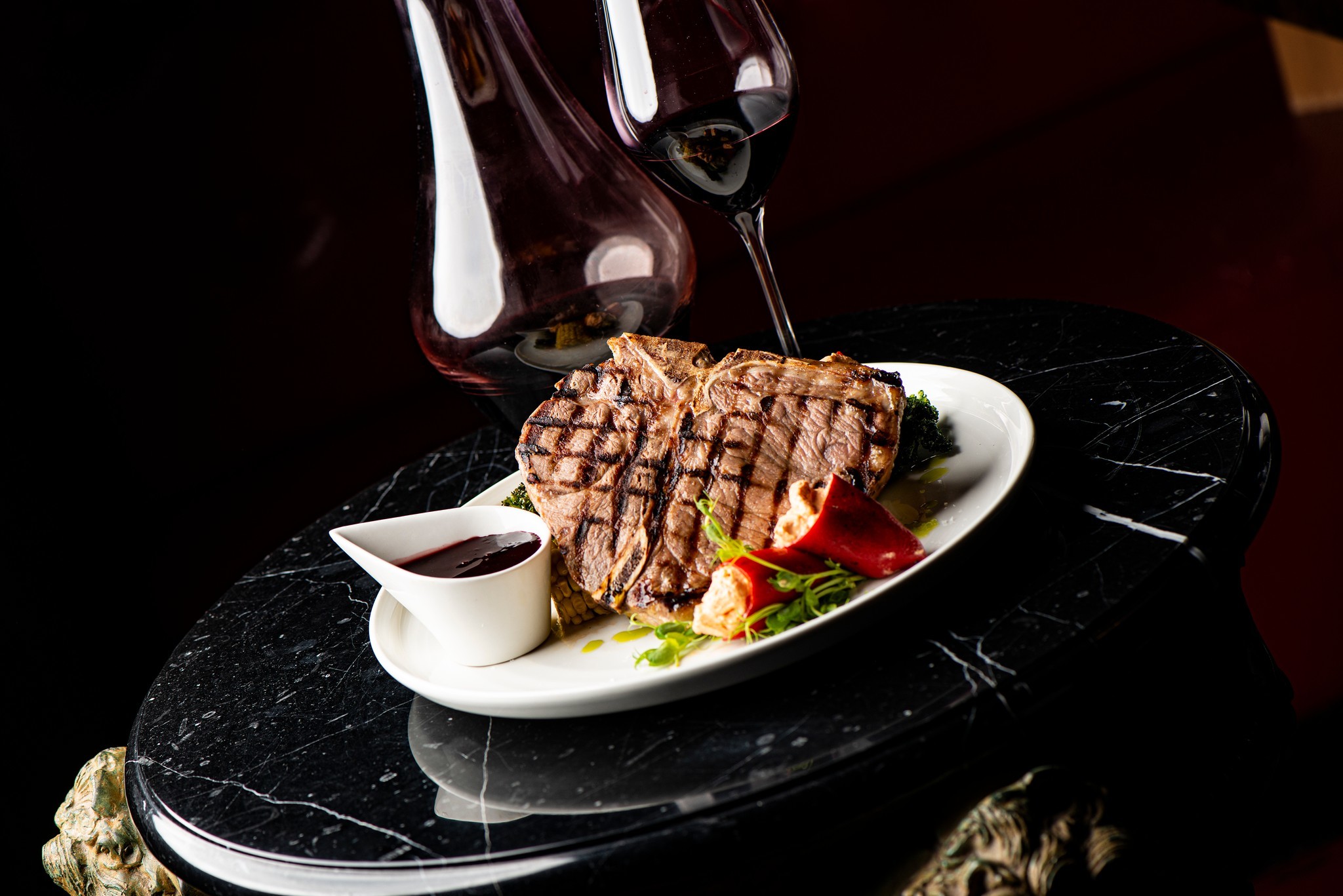 HOŻA Argentine Steakhouse