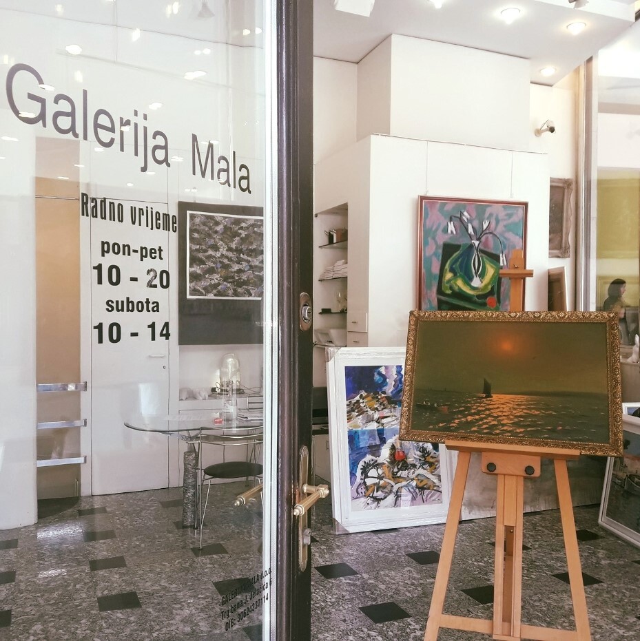 Gallery image