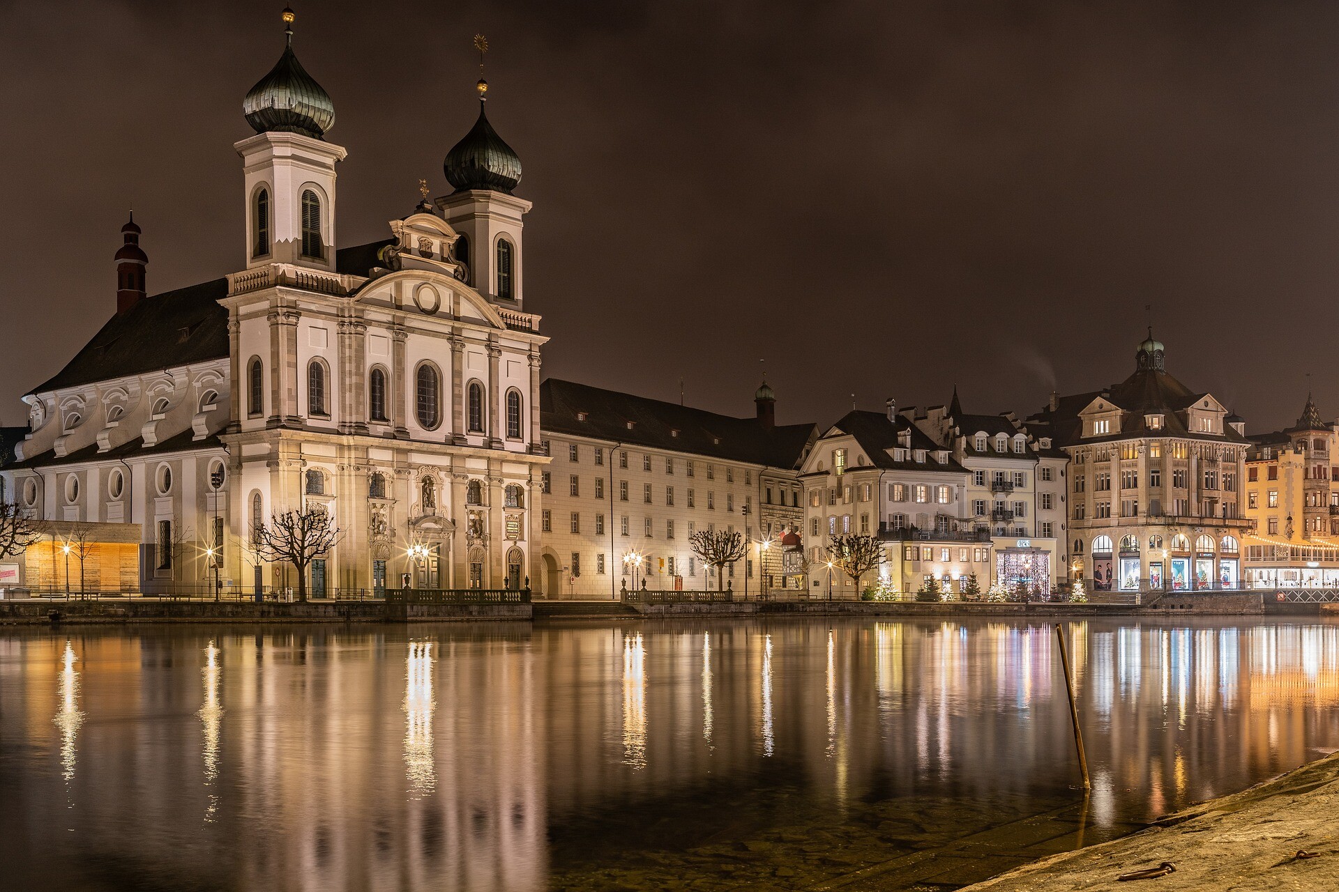 Christmas Traditions & New Year's Eve in Lucerne