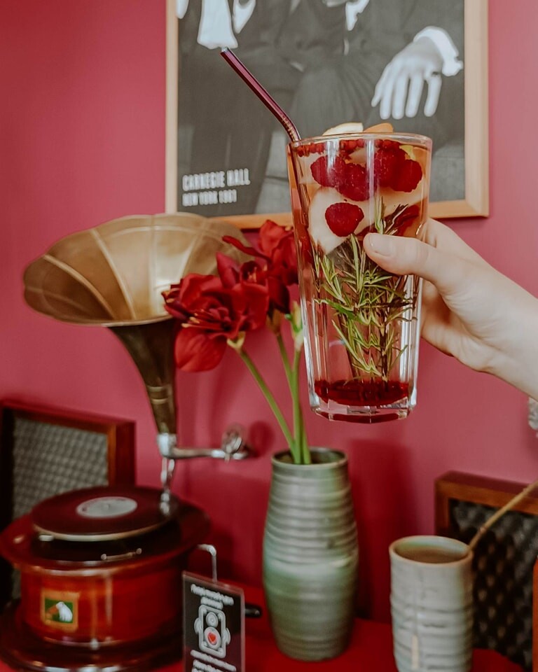 Vinyl Cafe