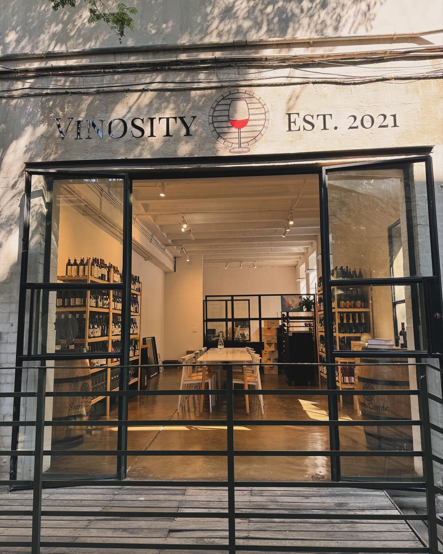 Vinosity at 44 Stanley