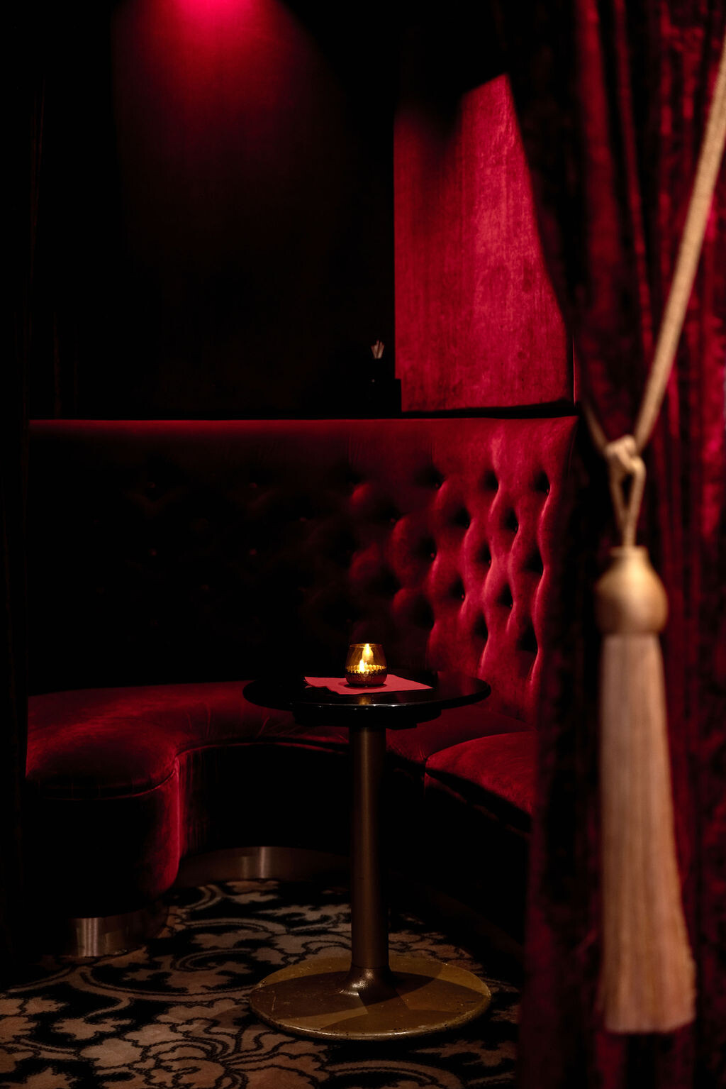 Red Lips Strip Club | Cabaret | Nightclub | Adult entertainment | Zurich