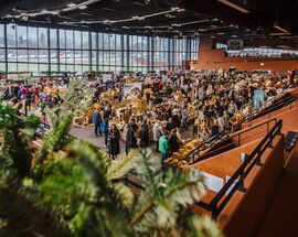 Kiermash | Fair of Independent Fashion & Design | Winter Holiday Edition