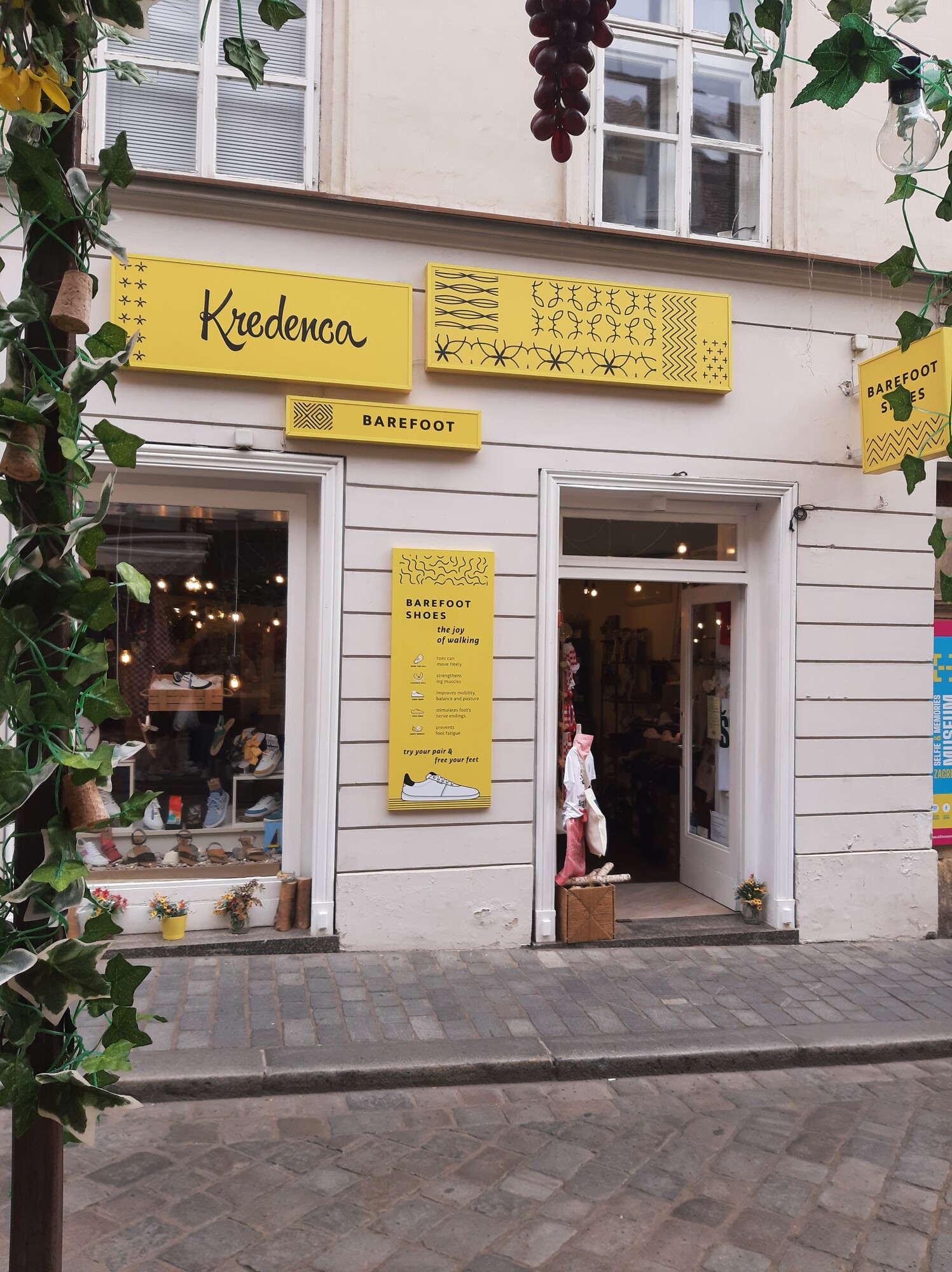 Kredenca Gift Shop