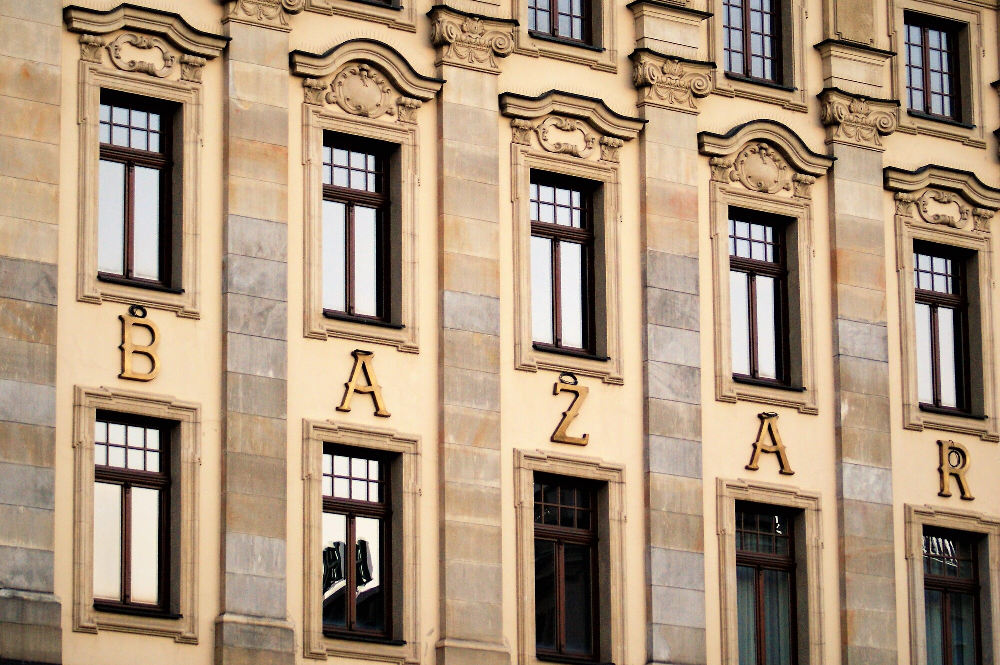 Bazar Hotel