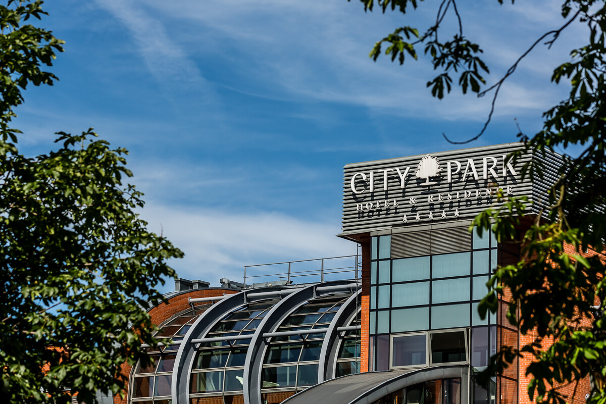 City Park Hotel & Residence