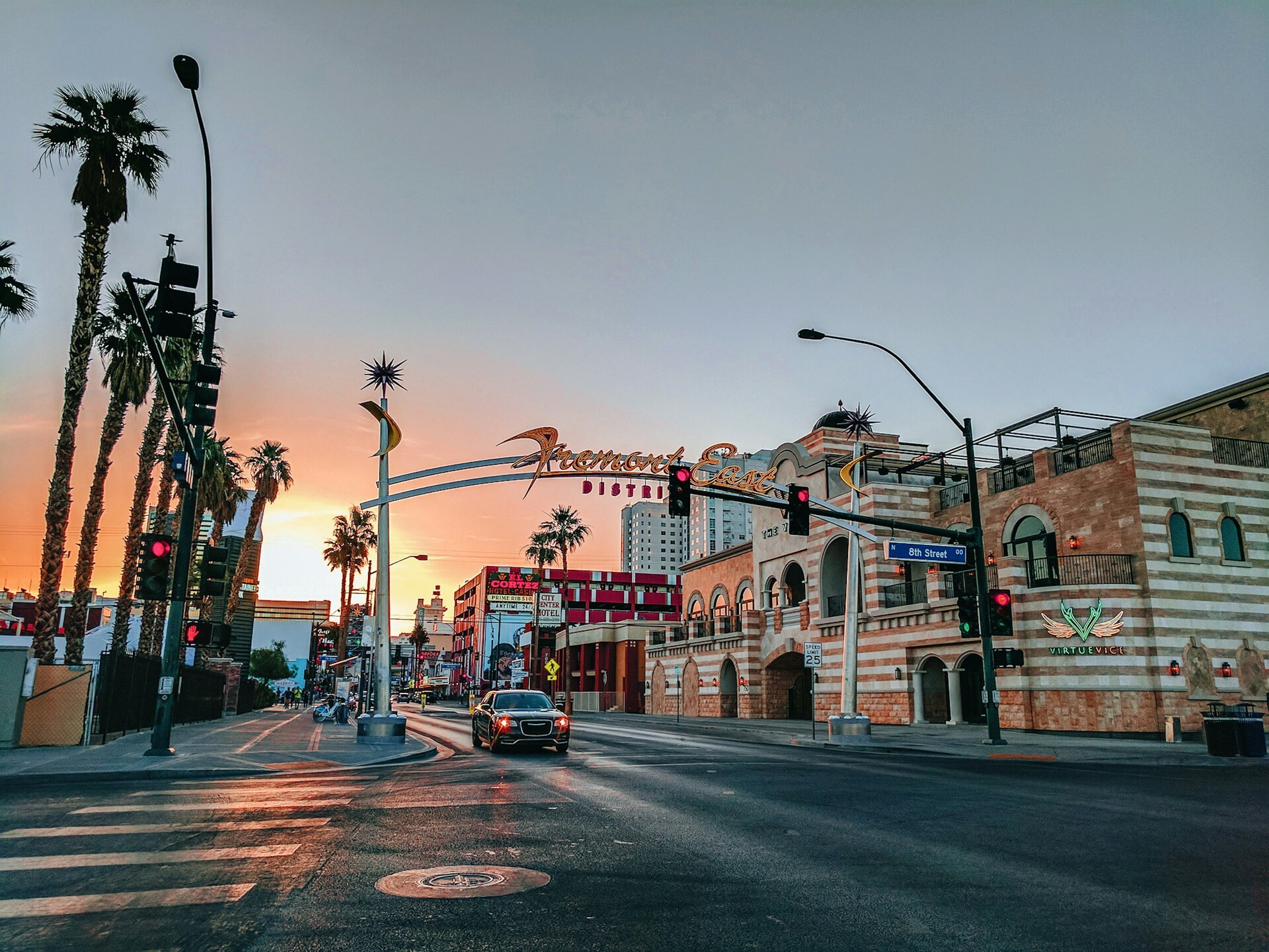 Hidden Vegas - What Needs to Be Seen to Be Believed