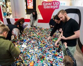 Sandton City LEGO® F1®: Build the Thrill