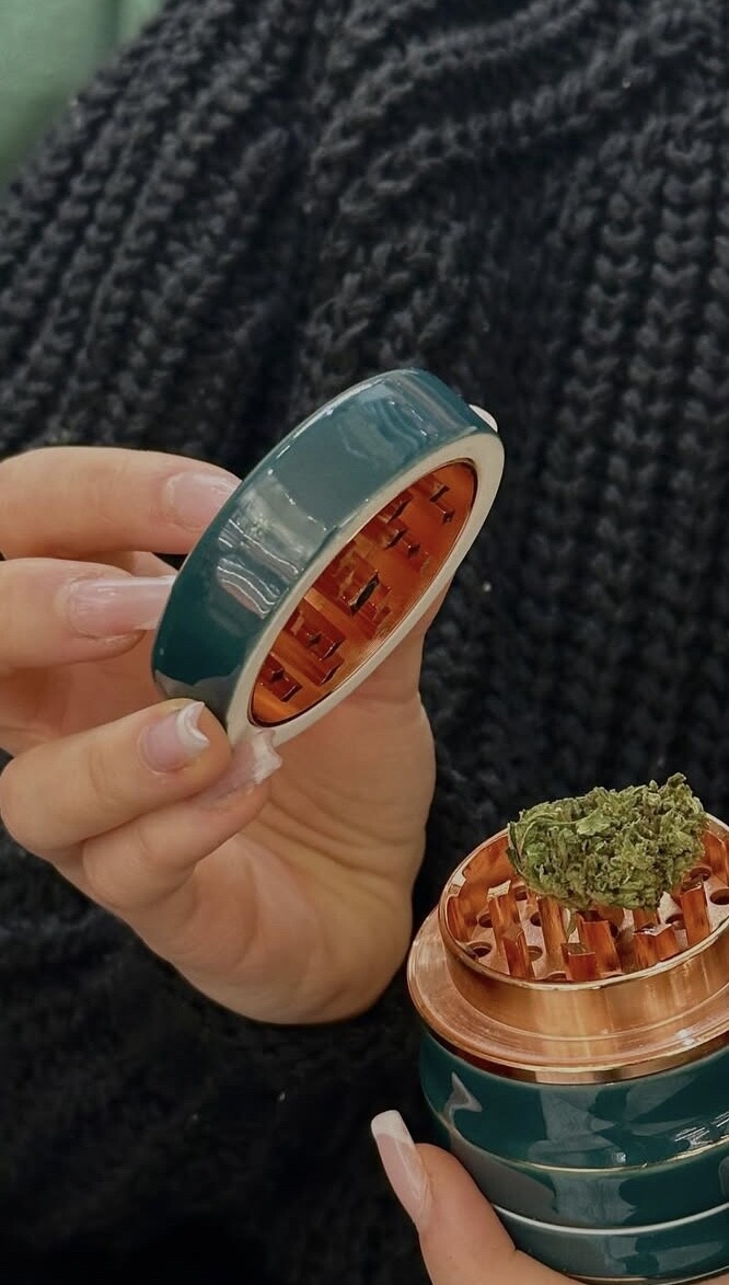 Hemptia Cannabis Shop