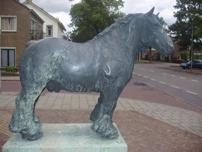 Bronzen Paard Hedel