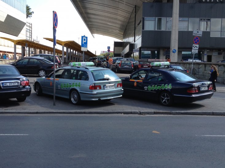Sawa Taxi Getting Around Warsaw