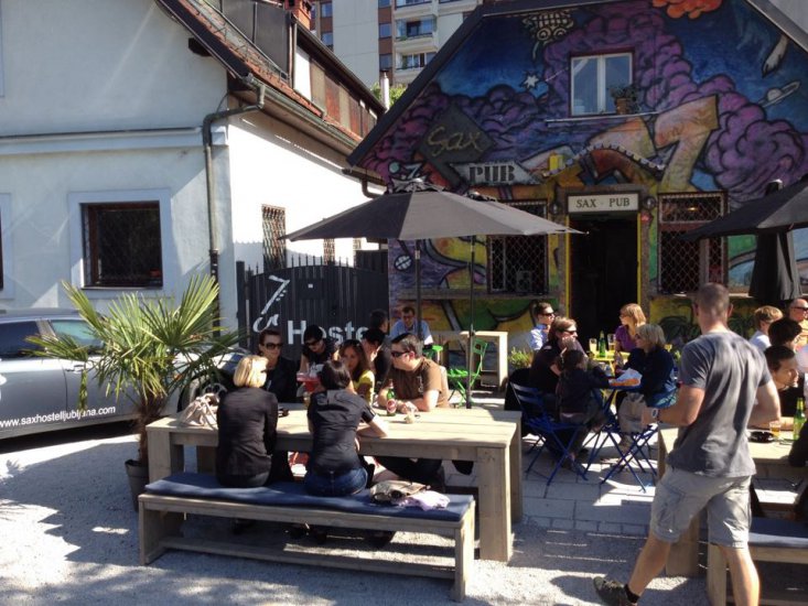 Sax Pub
