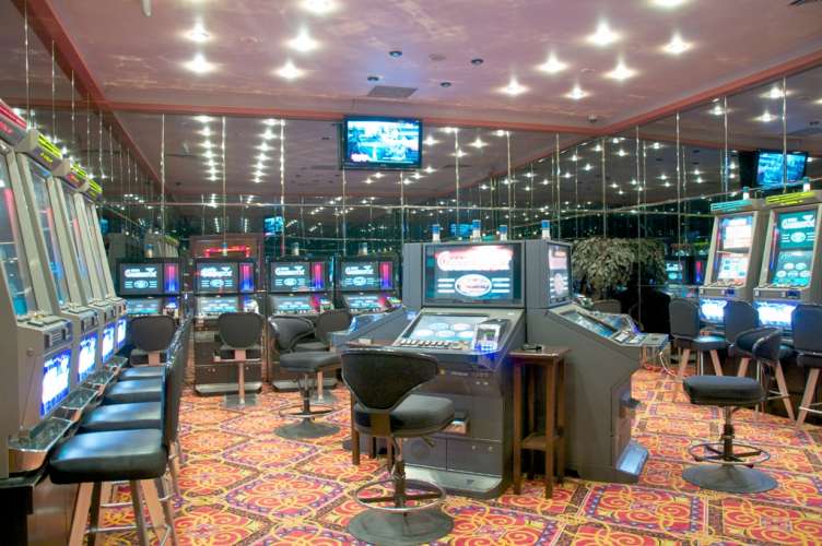 Сайты казино в минске подпольное казино закрыли