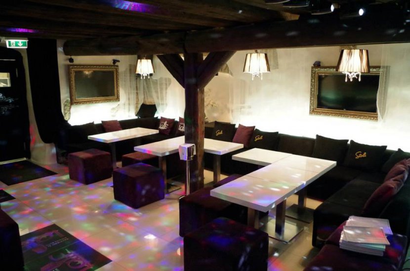 Laif Restaurant & Karaoke Club