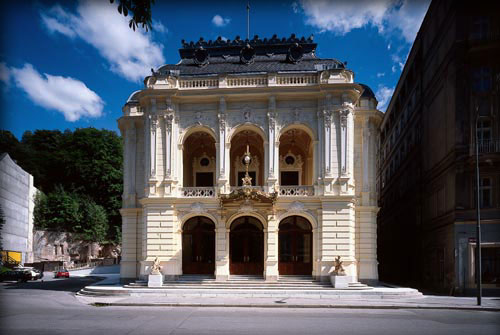 Metropolitan Theater